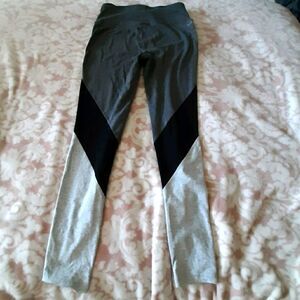 Athletic sz small grey black color block leggings